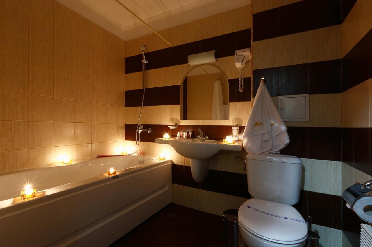 Evridika Hotel Devin Eksteriør billede